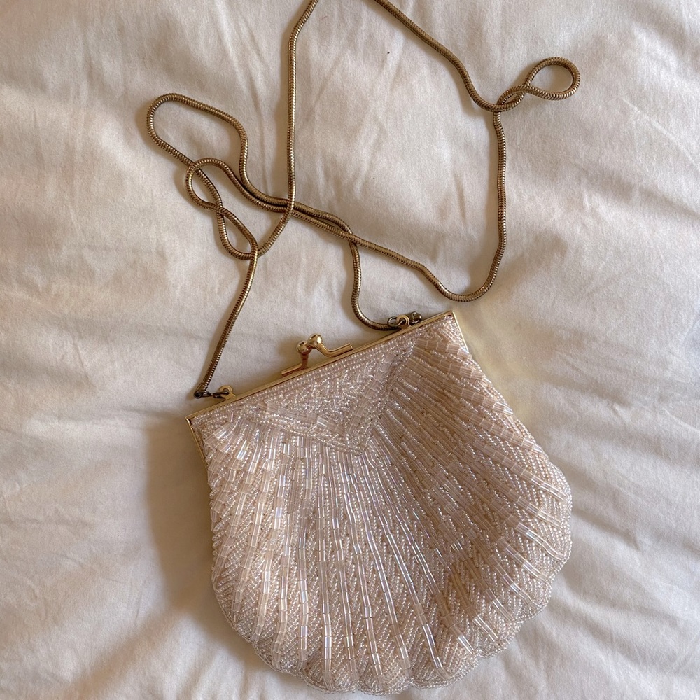 Beaded SeaShell Clutch/Shoulder Bag 🐚